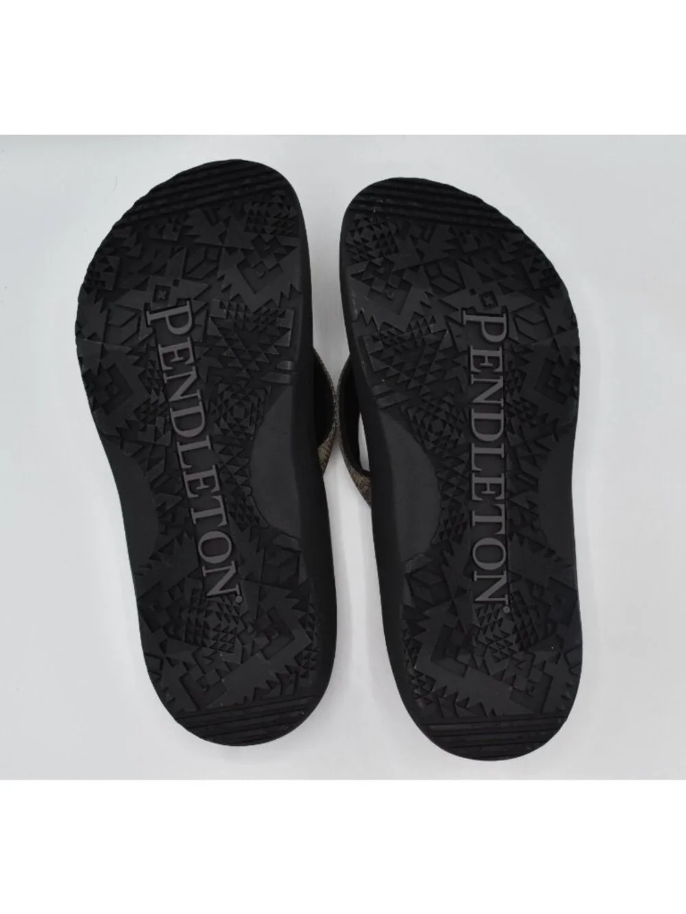 Pendleton Mens Size 9 Harding Thong Olive‎ Flip Flops Sandals Shoes